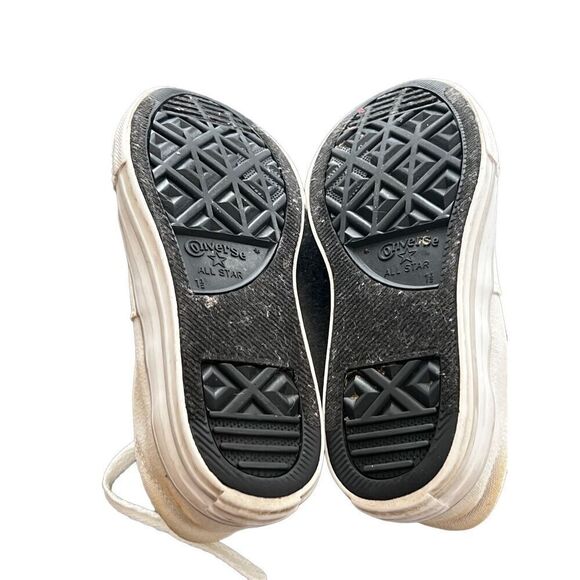 Converse Chuck Taylor All Star Sneakers size 1.5 - Picture 4 of 6